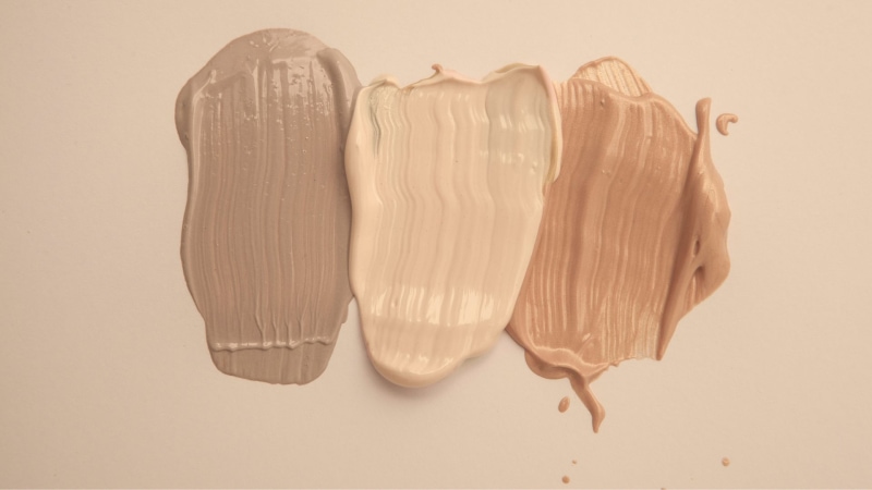 Beige contro crema